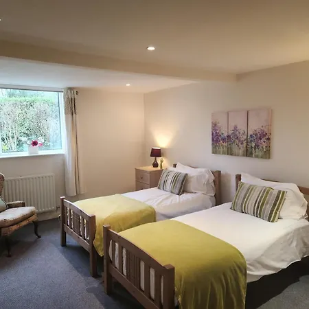 3 Bed In Sz272 * Holmrook
