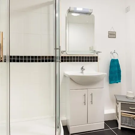 3 Bed In Sz272 Prázdninový dům Holmrook